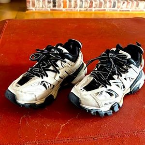Balenciaga Track Sneaker 37 Black/White